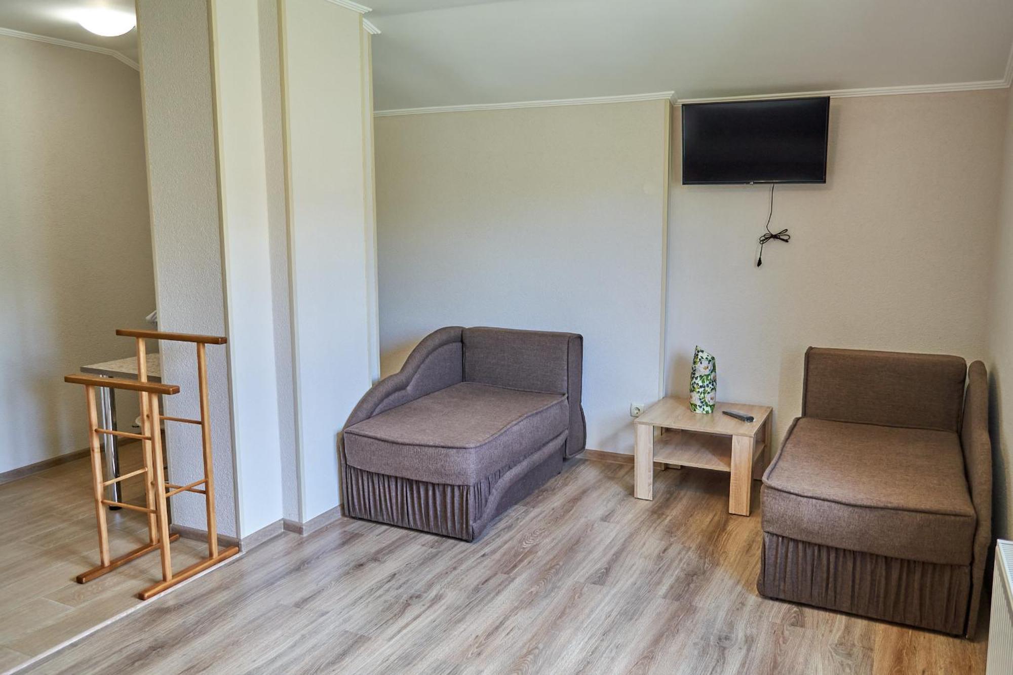 Hotel Каприз à Kamianets-Podilsky Extérieur photo